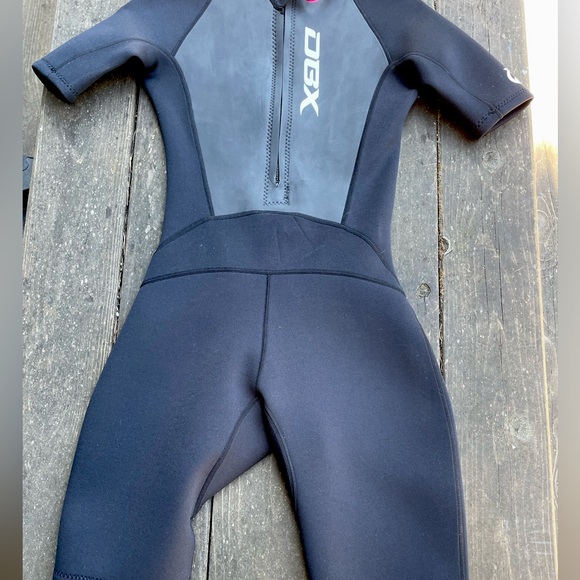 DBX women’s shorty wetsuit, size 10 - Picture 5 of 6